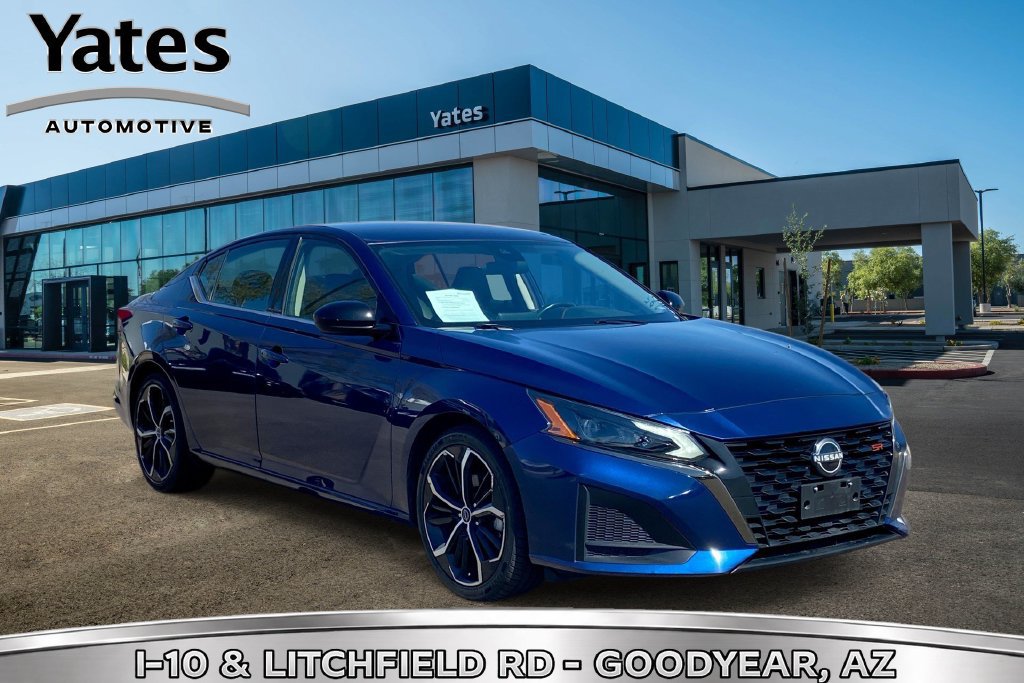 Used 2024 Nissan Altima 2.5 SR