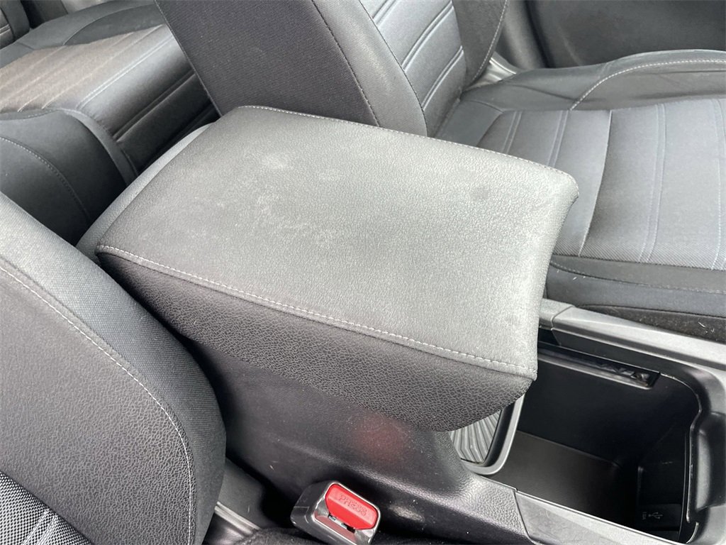 Used 2019 Honda CR-V LX image 28