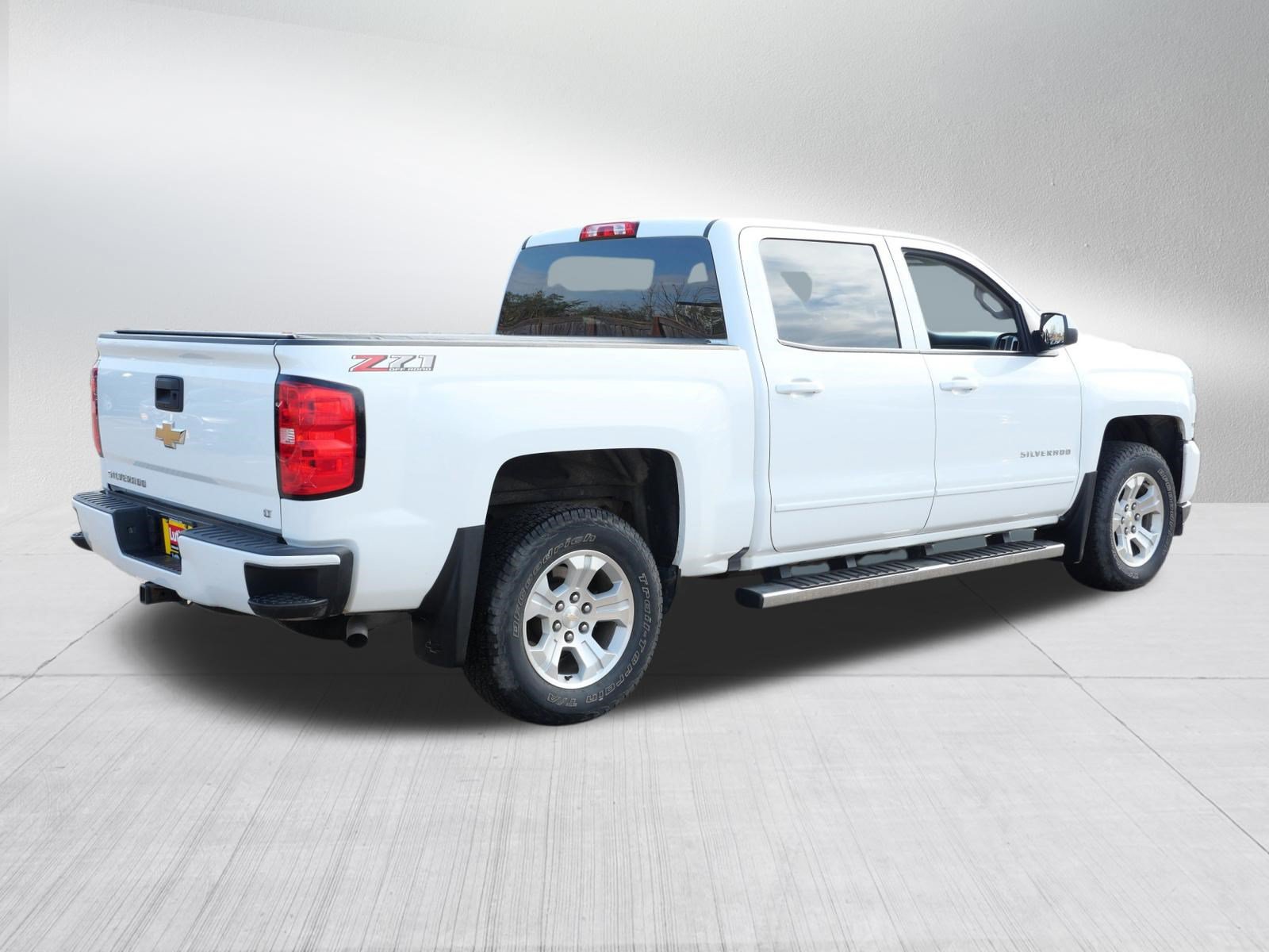Used 2018 Chevrolet Silverado 1500 LT w/ All Star Edition AWD/4WD image 7