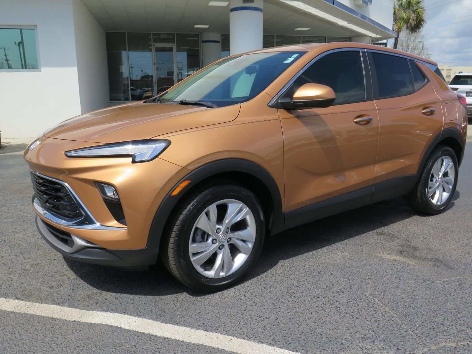 Used 2024 Buick Encore GX Preferred image 8