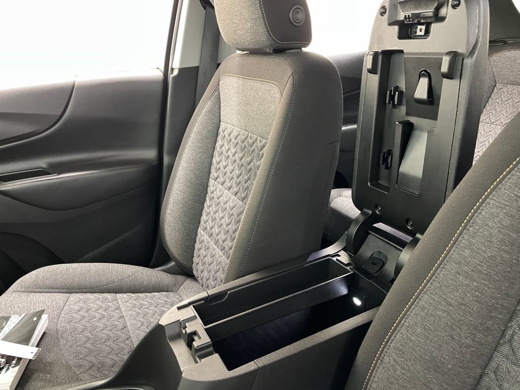 Certified 2023 Chevrolet Equinox LT FWD image 33