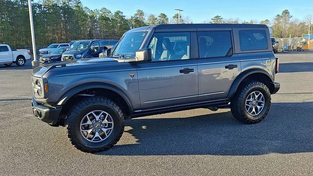Certified 2025 Ford Bronco Badlands AWD/4WD image 4