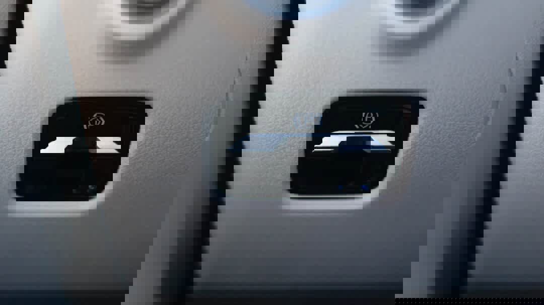 Certified 2025 Mercedes-Benz C 300 4MATIC Sedan image 26