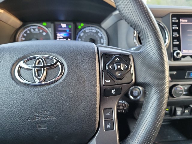Used 2023 Toyota Tacoma TRD Off-Road w/ Technology Package AWD/4WD image 15