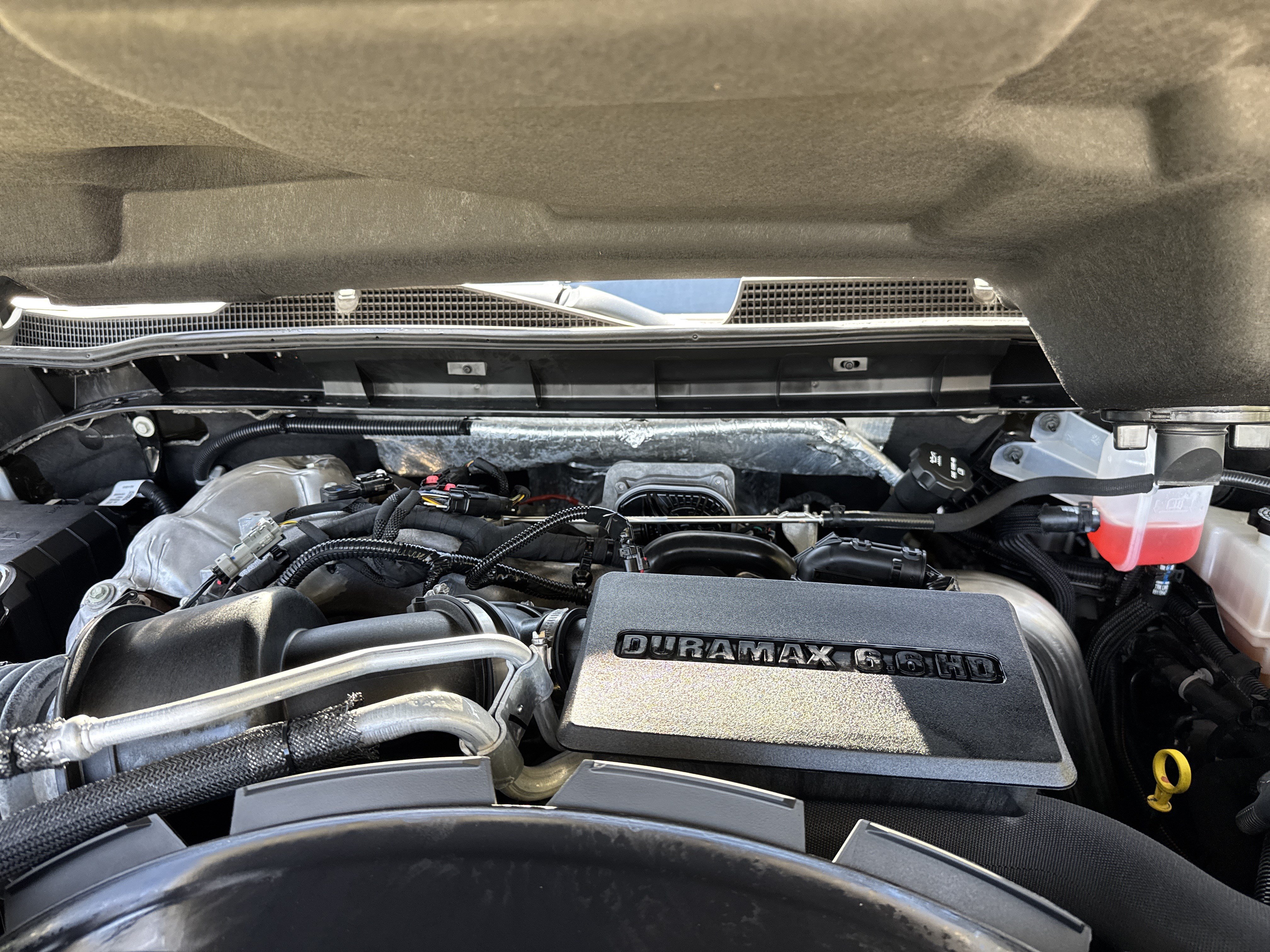 Used 2024 Chevrolet Silverado 3500 High Country w/ Technology Package AWD/4WD image 19