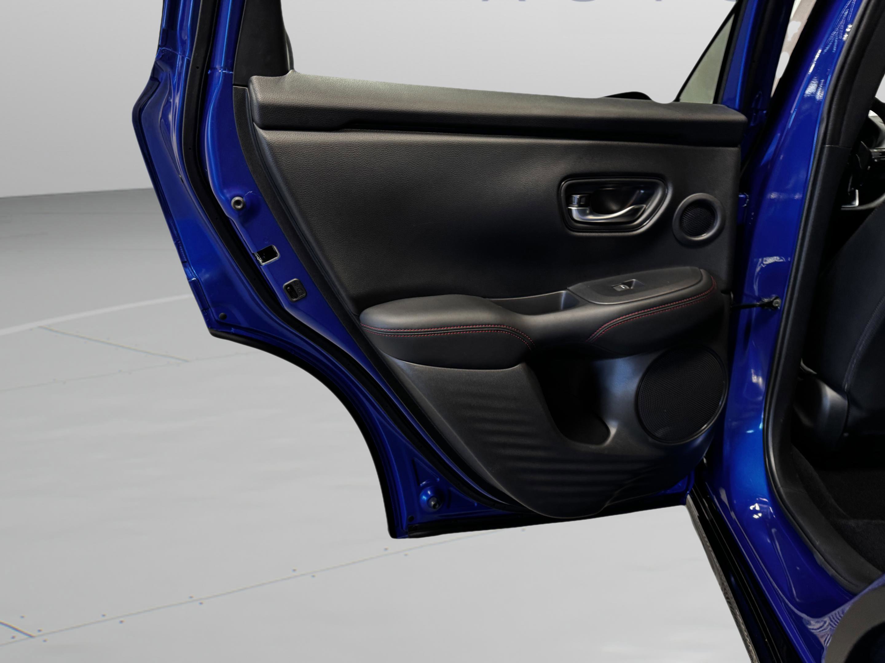 Certified 2025 Acura ADX A-Spec image 13