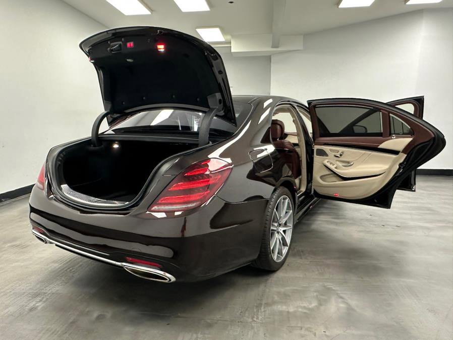 Used 2018 Mercedes-Benz S 560 4MATIC Sedan w/ AMG Line Exterior image 32