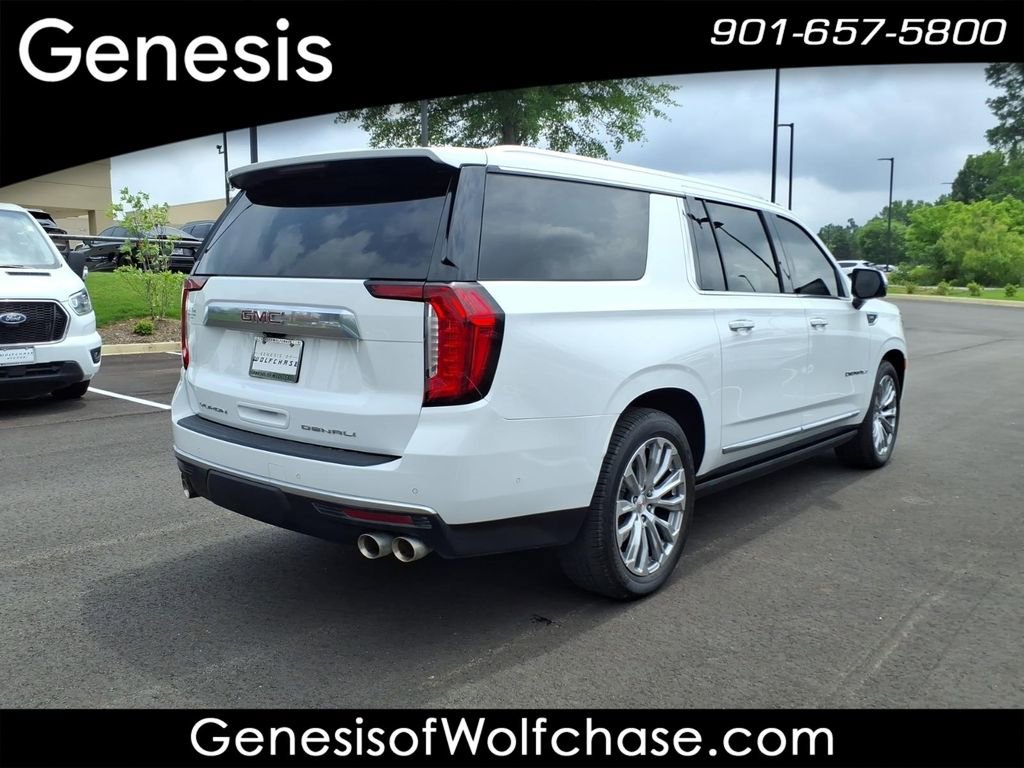 Used 2023 GMC Yukon XL Denali w/ Denali Reserve Package AWD/4WD image 5