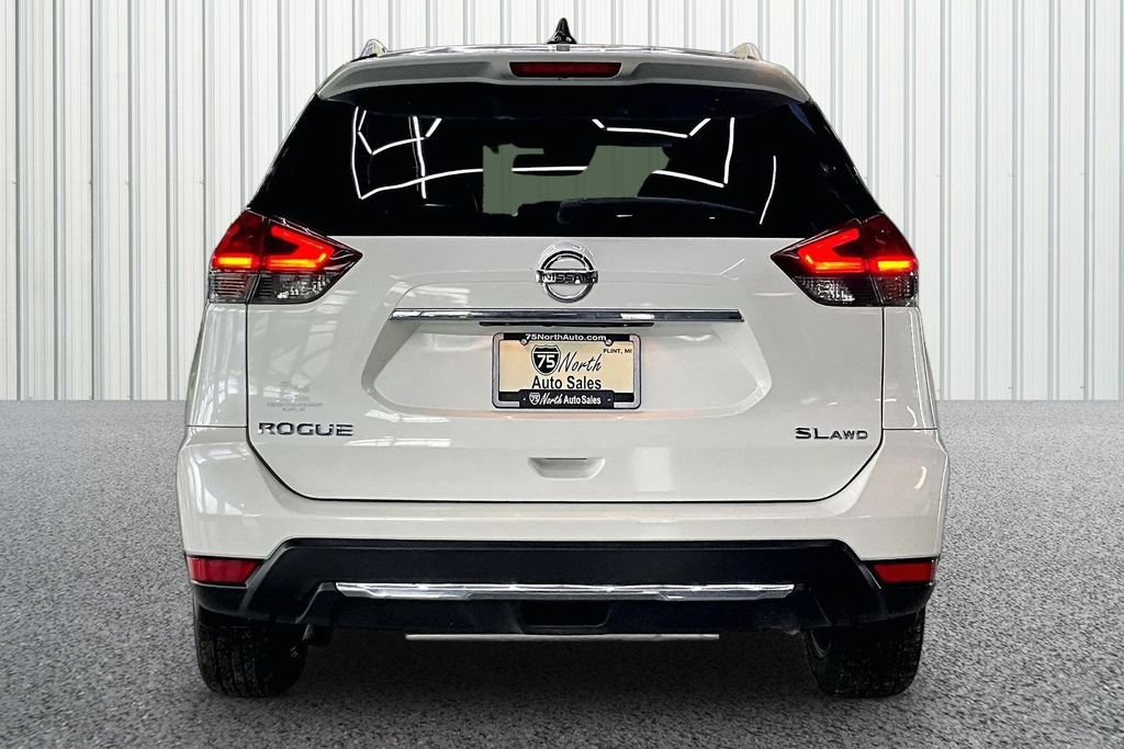 Used 2018 Nissan Rogue SL AWD/4WD image 5