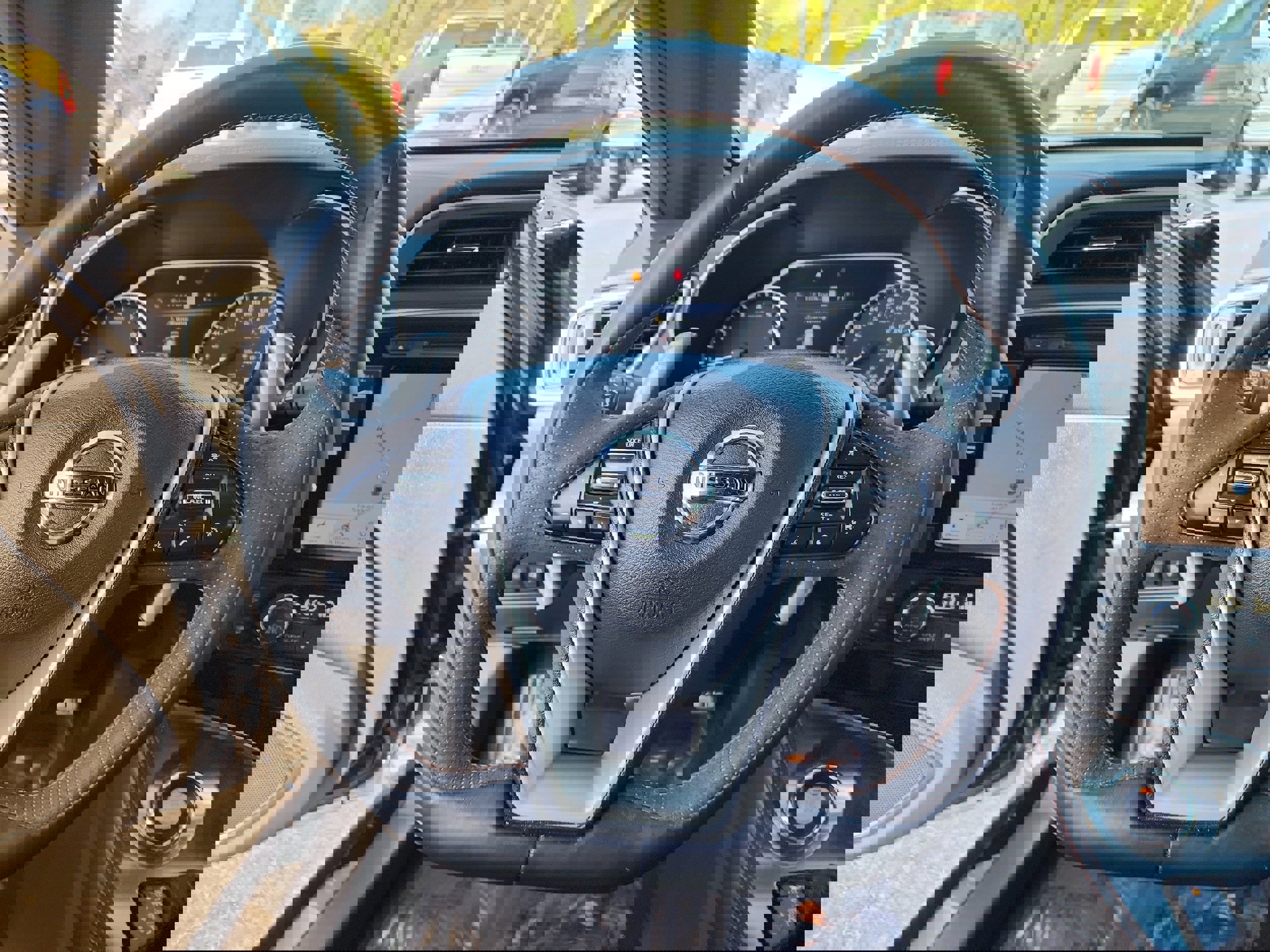 Used 2019 Nissan Maxima SR w/ Premium Package image 25