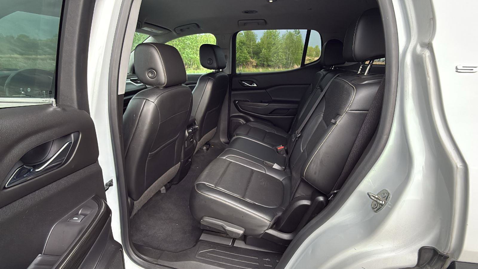 Used 2020 GMC Acadia SLT AWD/4WD image 24
