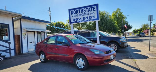 Used 2003 Ford Focus LX FWD video 1