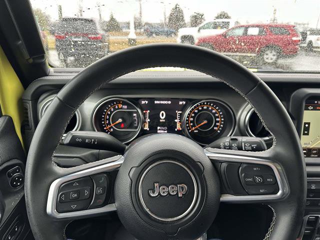 Used 2023 Jeep Wrangler Sahara image 16