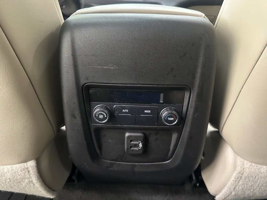 Used 2020 Buick Enclave Essence w/ Sport Touring Edition image 35