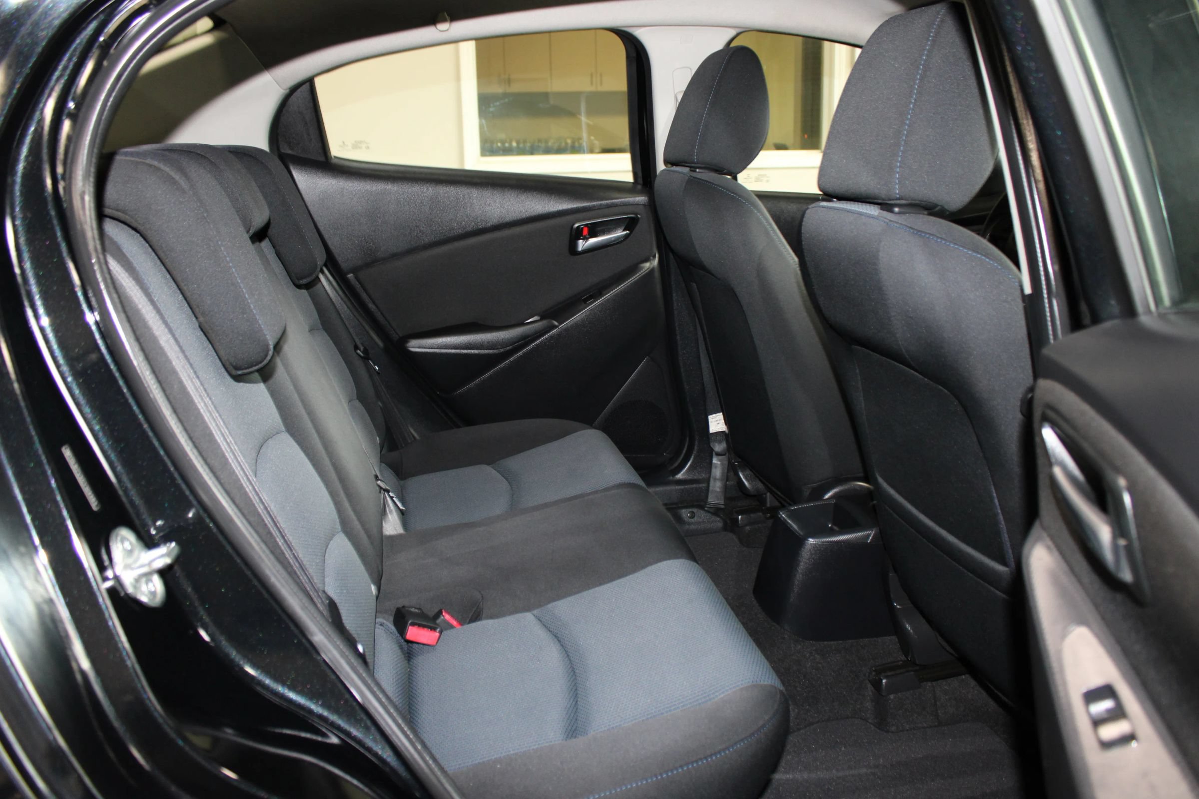 Used 2016 Scion iA FWD image 28
