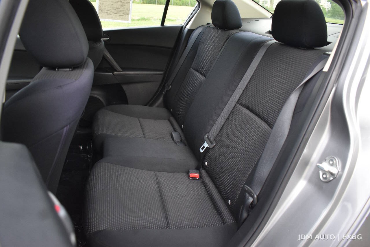 Used 2012 MAZDA MAZDA3 i Sport FWD image 14