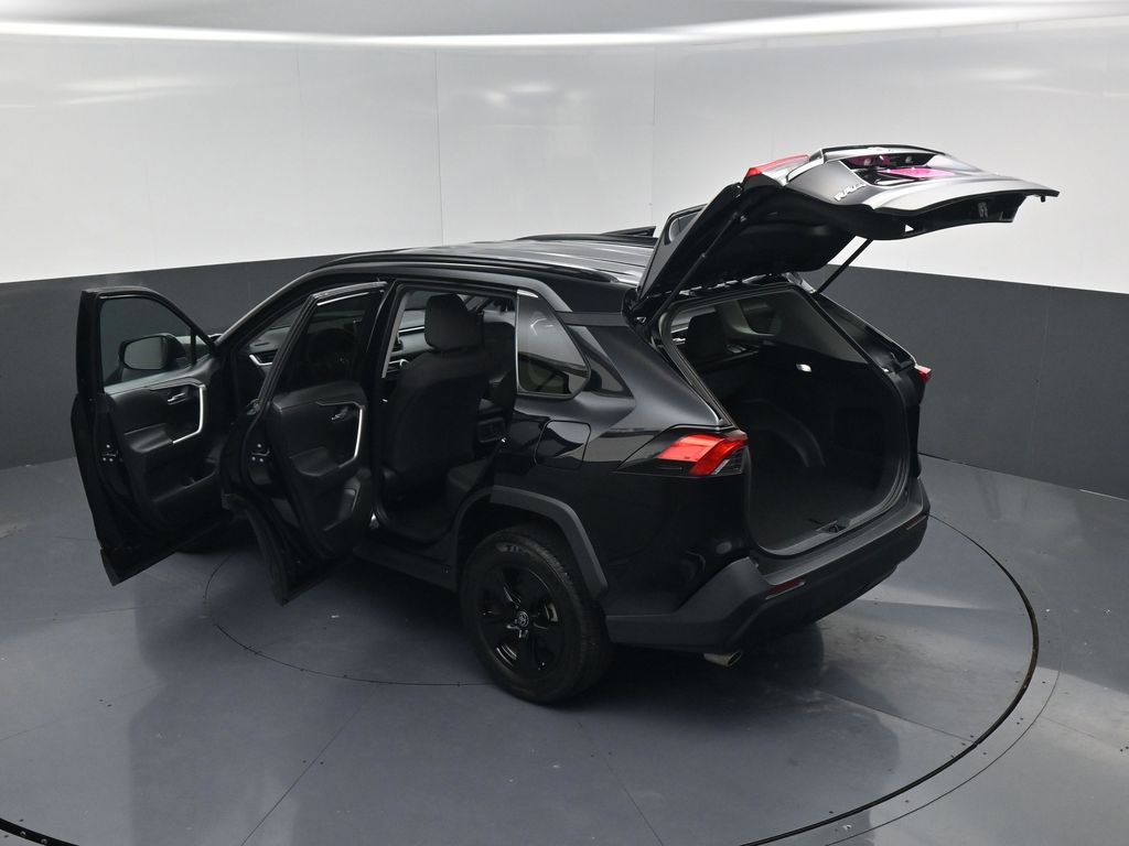 Used 2024 Toyota RAV4 XLE FWD image 19