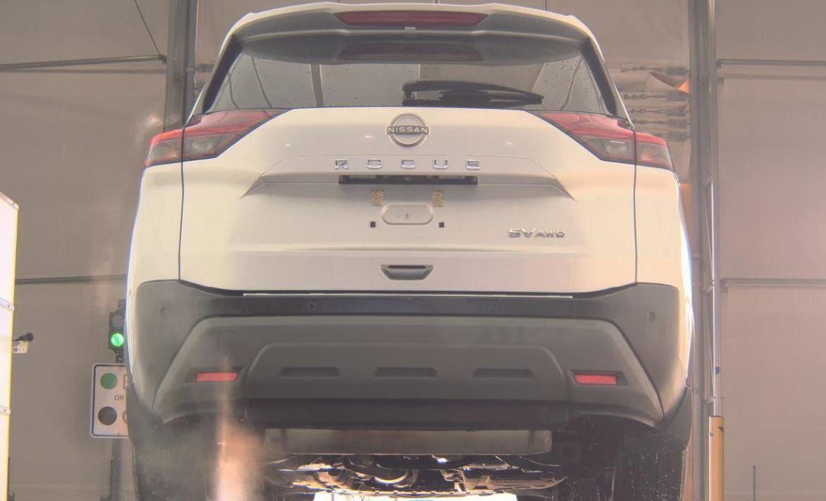 Used 2023 Nissan Rogue SV w/ SV Premium Package image 7