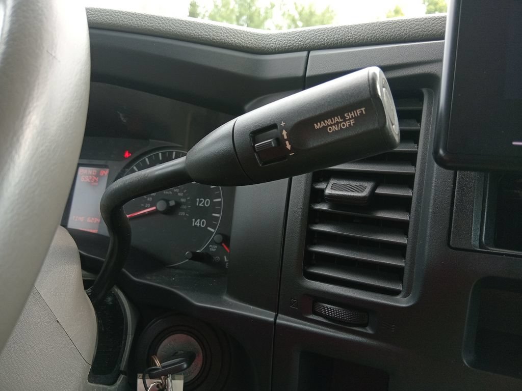 Used 2018 Nissan NV 3500 SL RWD image 22