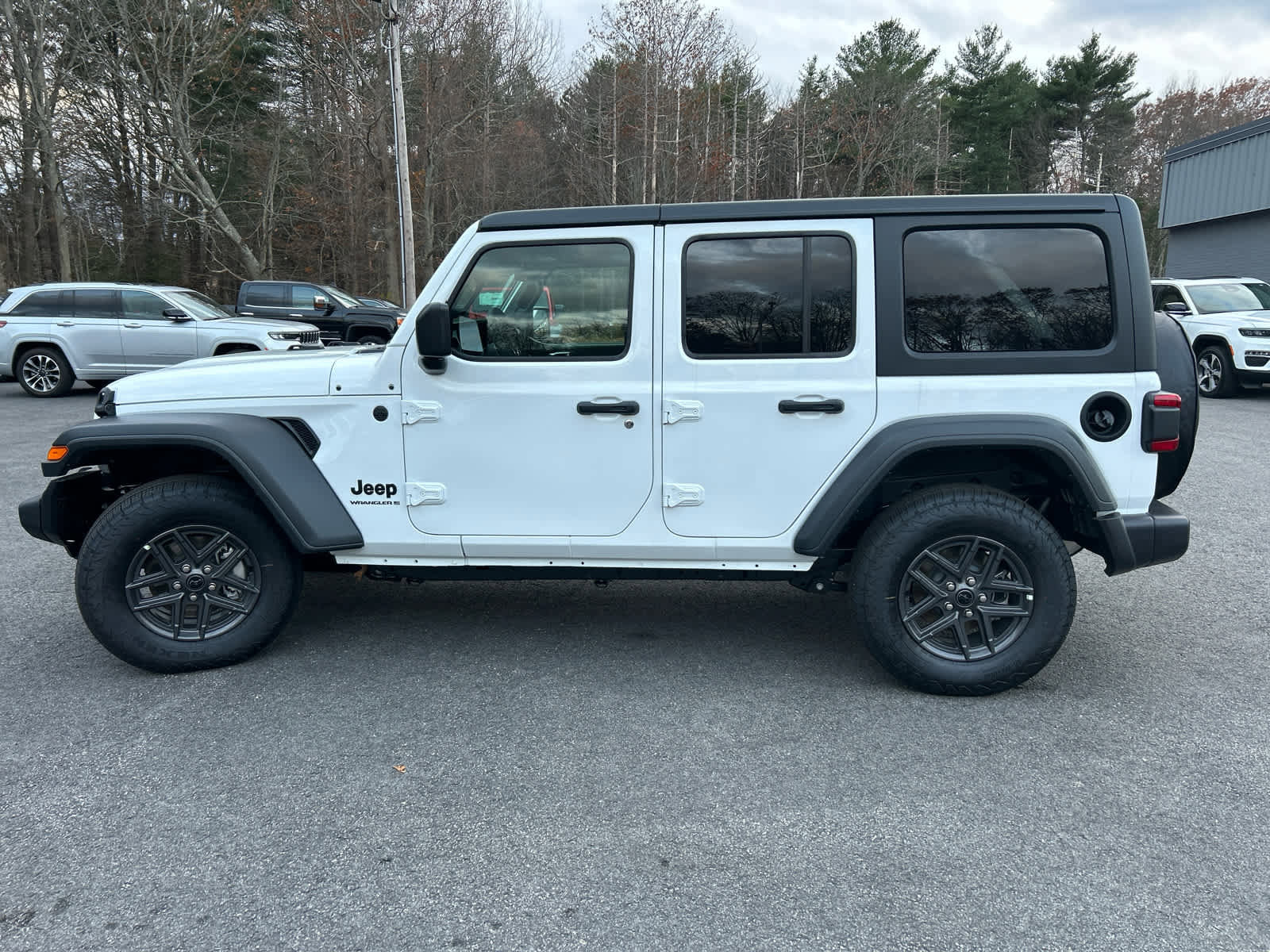 New 2026 Jeep Wrangler Unlimited Sport AWD/4WD image 12