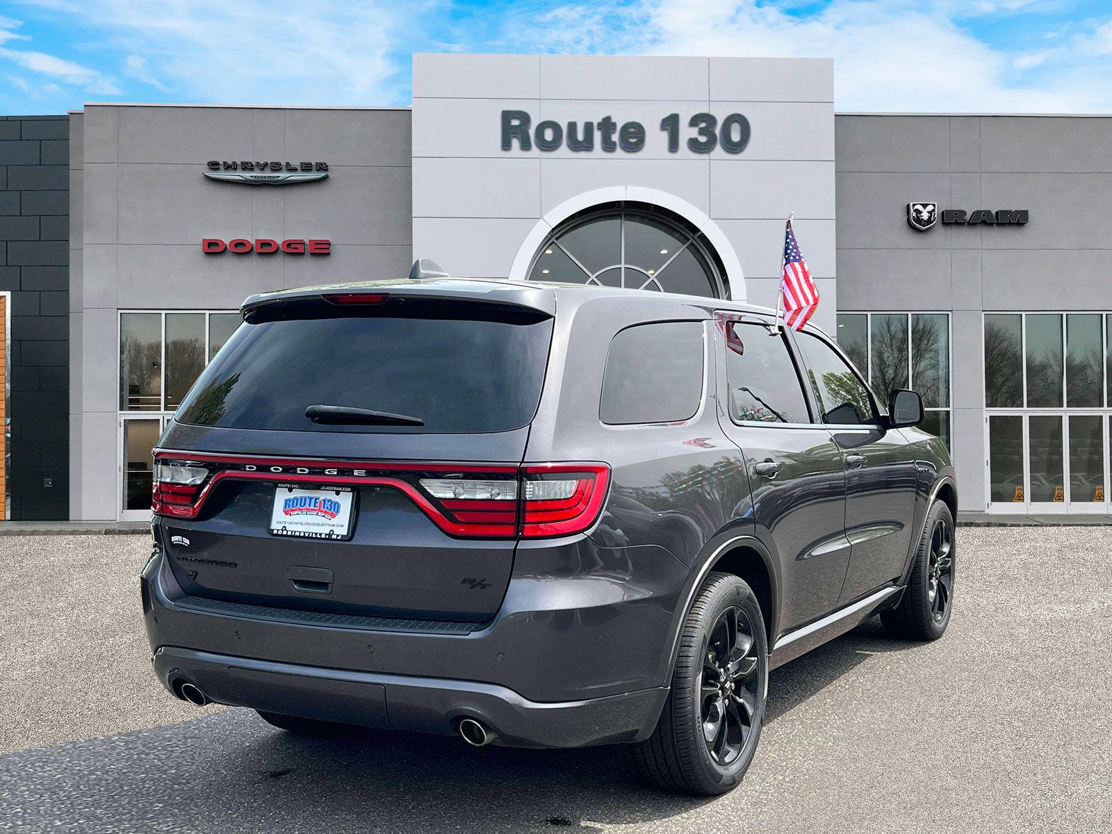 Certified 2020 Dodge Durango R/T w/ Blacktop Package AWD/4WD image 4
