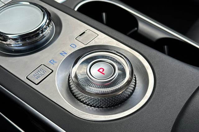 Used 2025 Genesis GV70 2.5T image 33