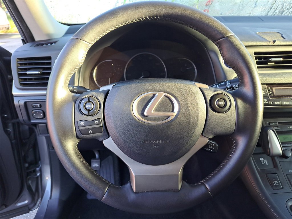 Used 2014 Lexus CT 200h image 15