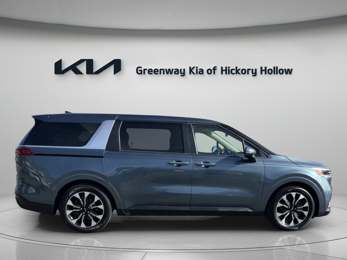 Certified 2024 Kia Carnival EX image 8