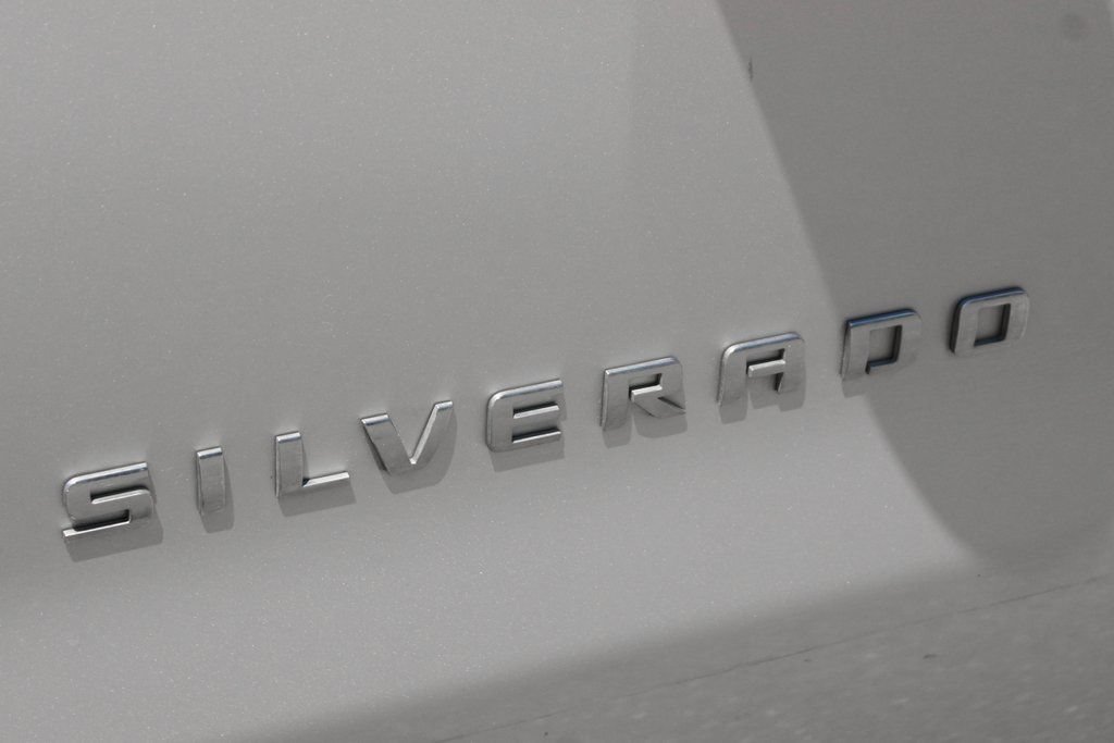 Used 2017 Chevrolet Silverado 1500 LT w/ All Star Edition AWD/4WD image 40