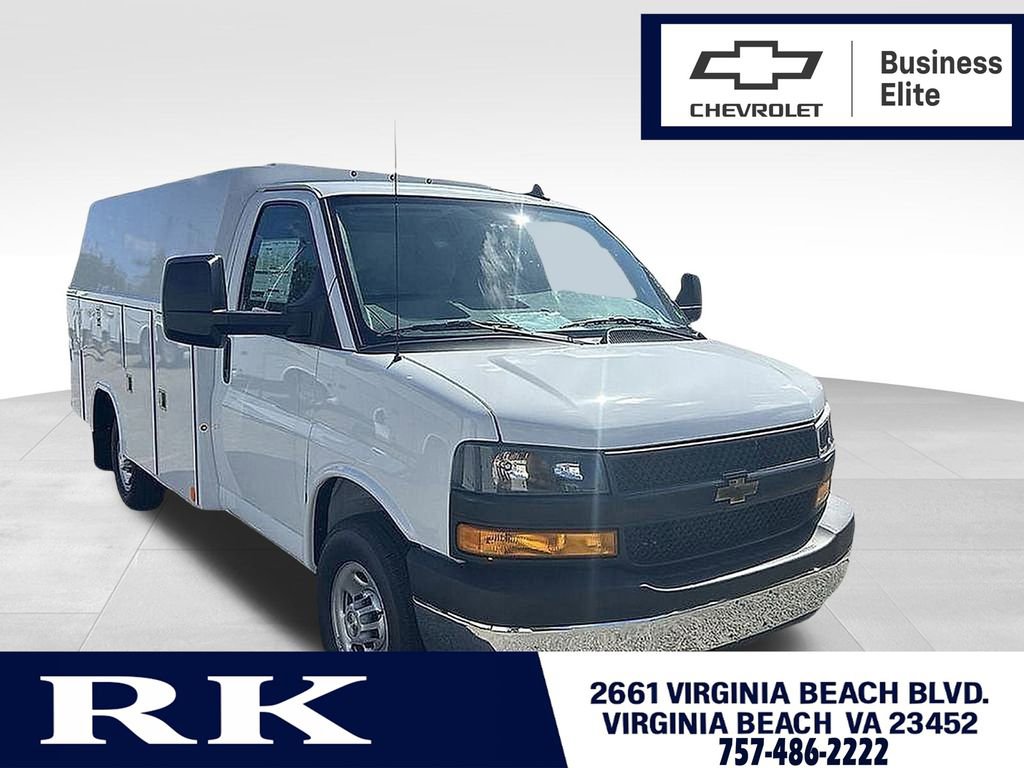 New 2025 Chevrolet Express 3500 w/ Power Convenience Package