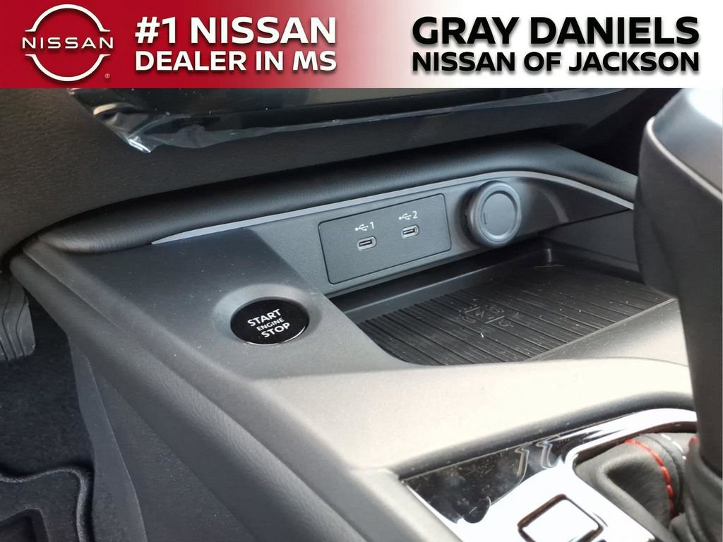 New 2026 Nissan Sentra SR w/ SR Premium Package image 17