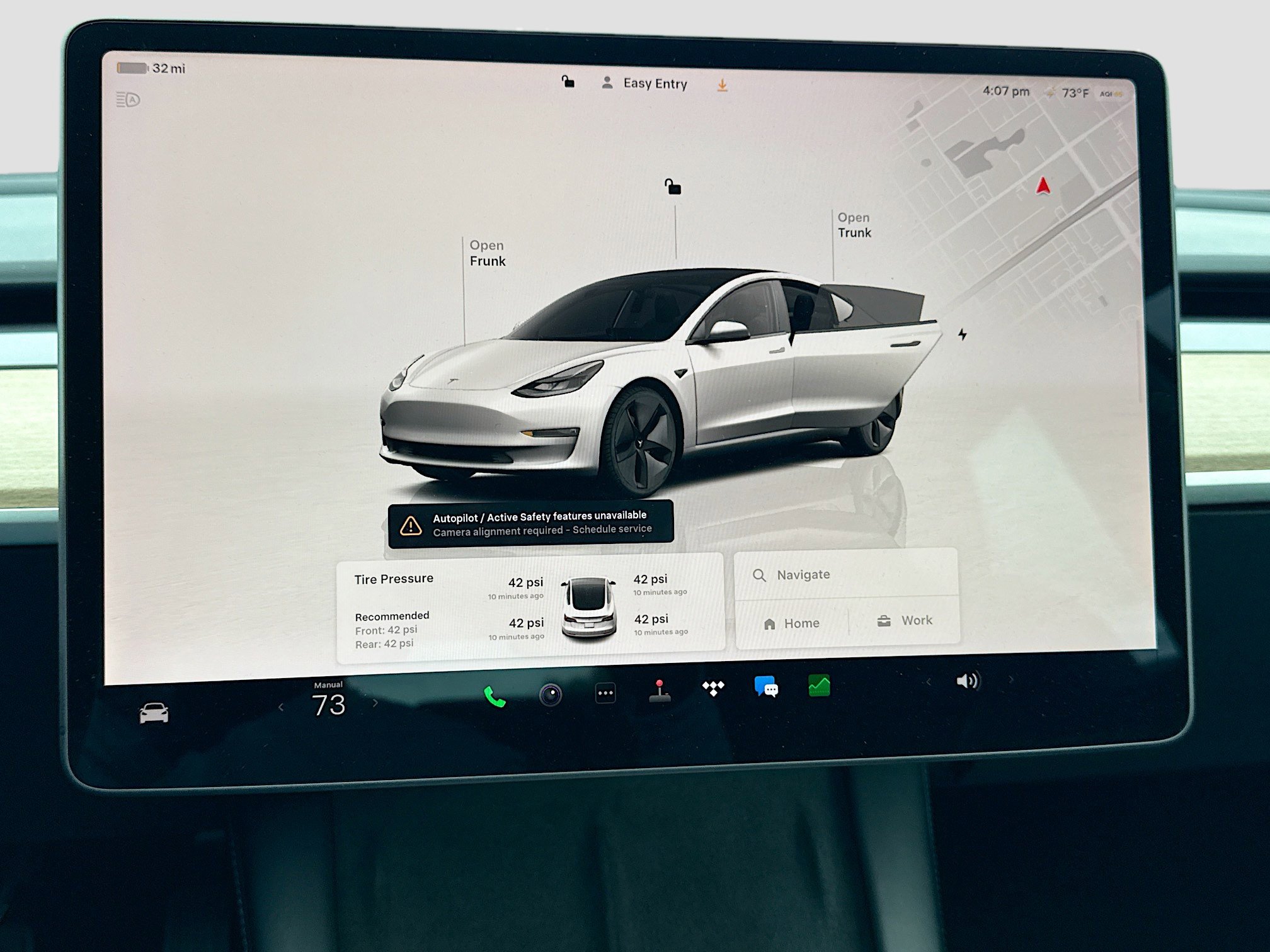 Used 2023 Tesla Model 3 Standard Range RWD image 37