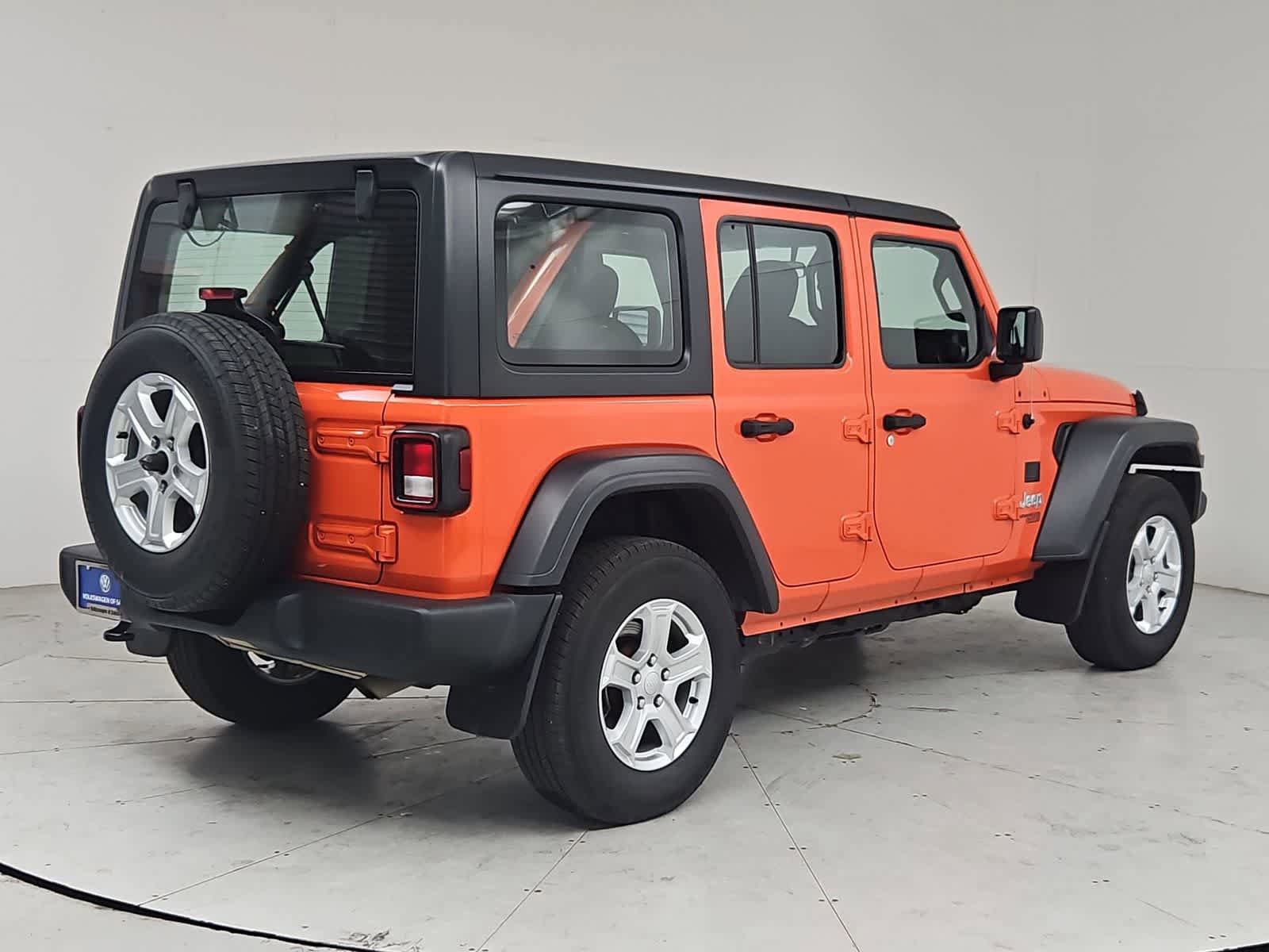 Used 2019 Jeep Wrangler Unlimited Sport AWD/4WD image 6