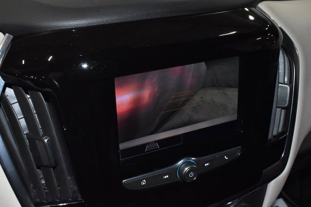 Used 2022 Chevrolet Traverse LS image 14