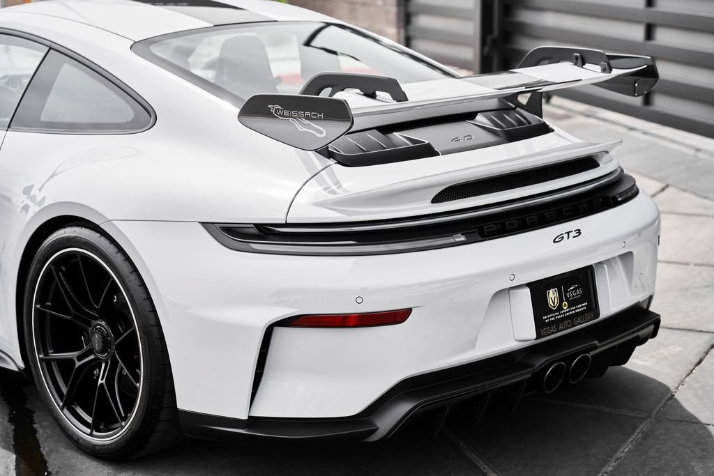 Used 2026 Porsche 911 GT3 w/ Weissach Package RWD image 17