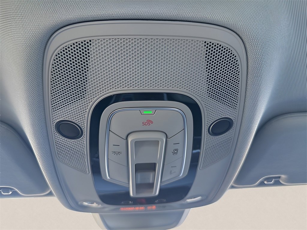 Used 2025 Audi A6 Premium Plus image 29