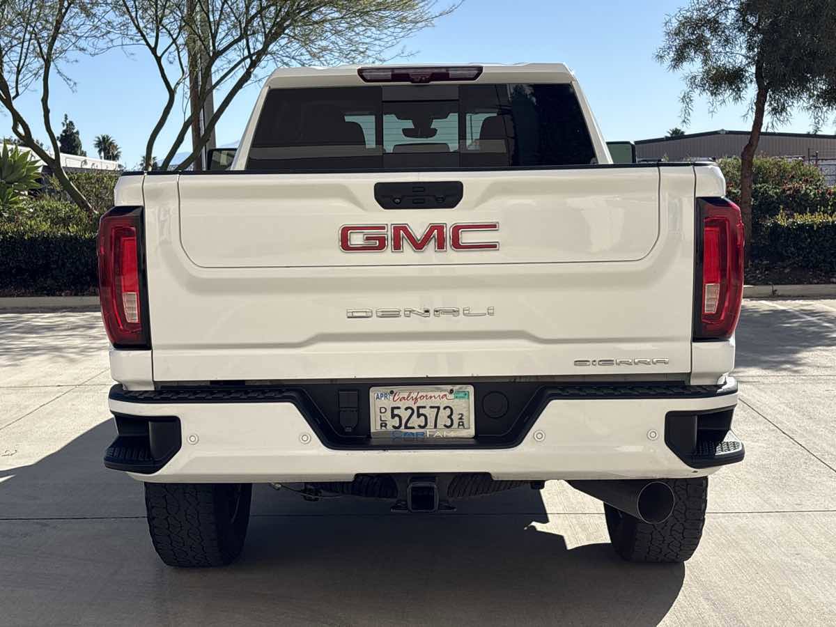 Used 2023 GMC Sierra 3500 Denali w/ Technology Package image 3