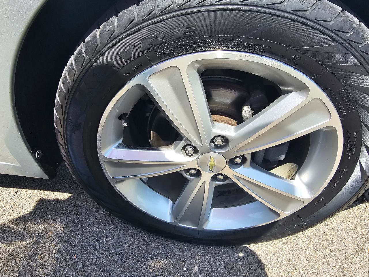 Used 2014 Chevrolet Cruze LT FWD image 15