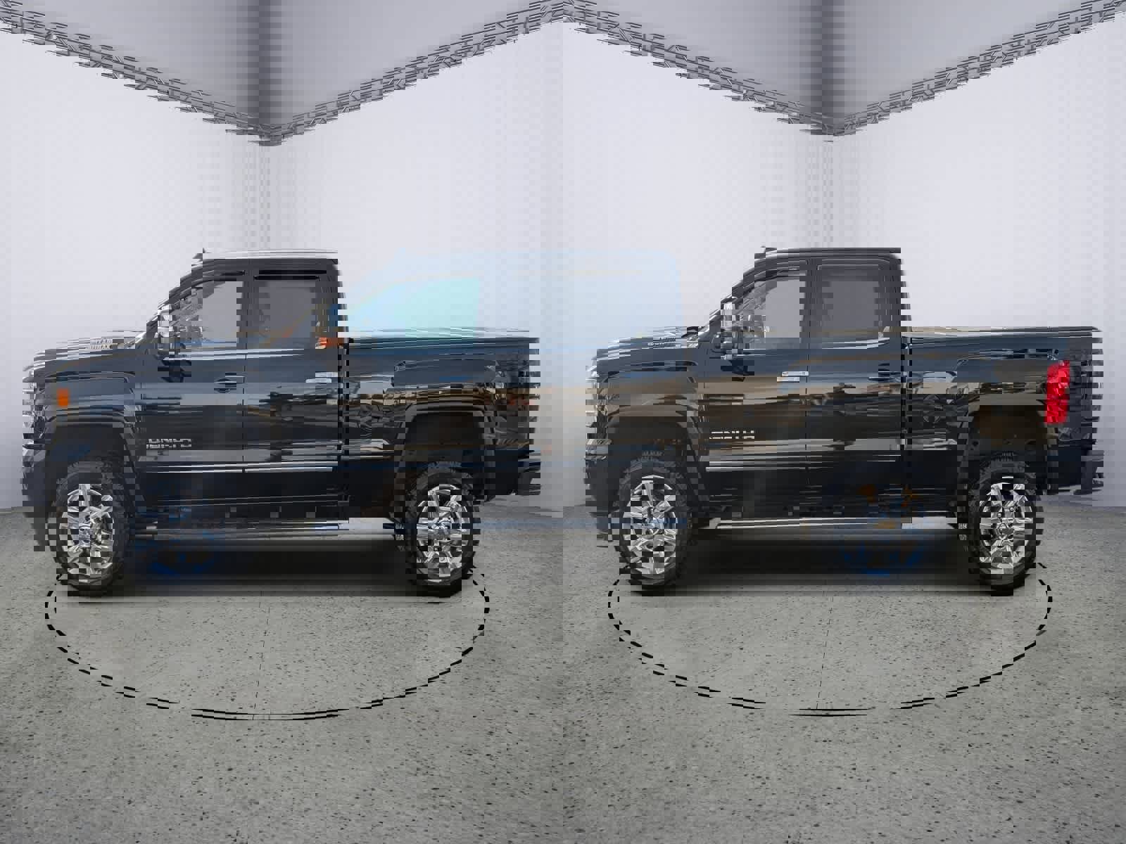 Used 2017 GMC Sierra 2500 Denali w/ Duramax Plus Package image 5