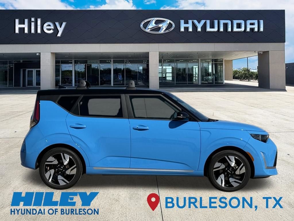 Used 2023 Kia Soul GT-Line image 3