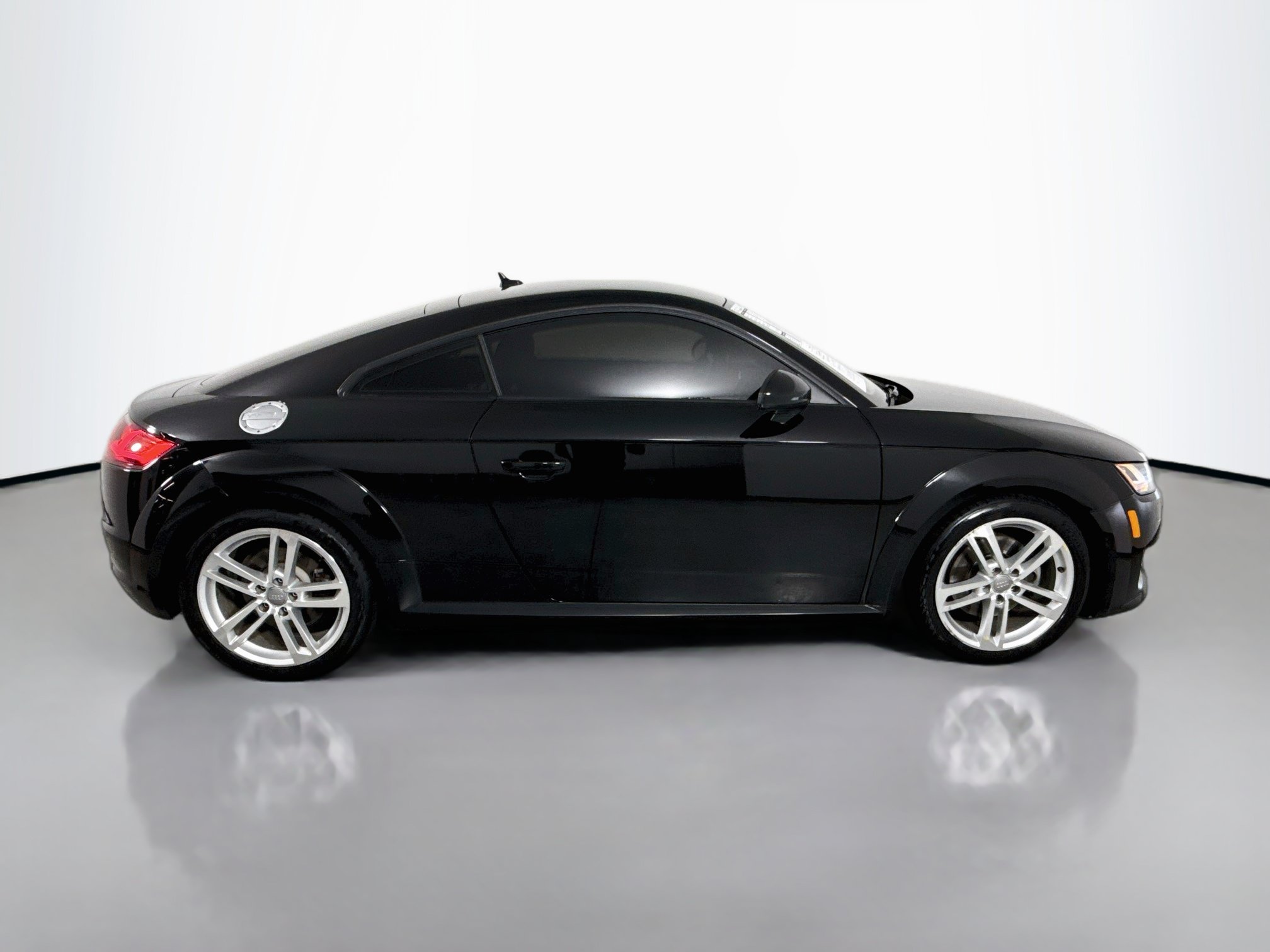 Used 2016 Audi TT 2.0T w/ Technology Package AWD/4WD image 8