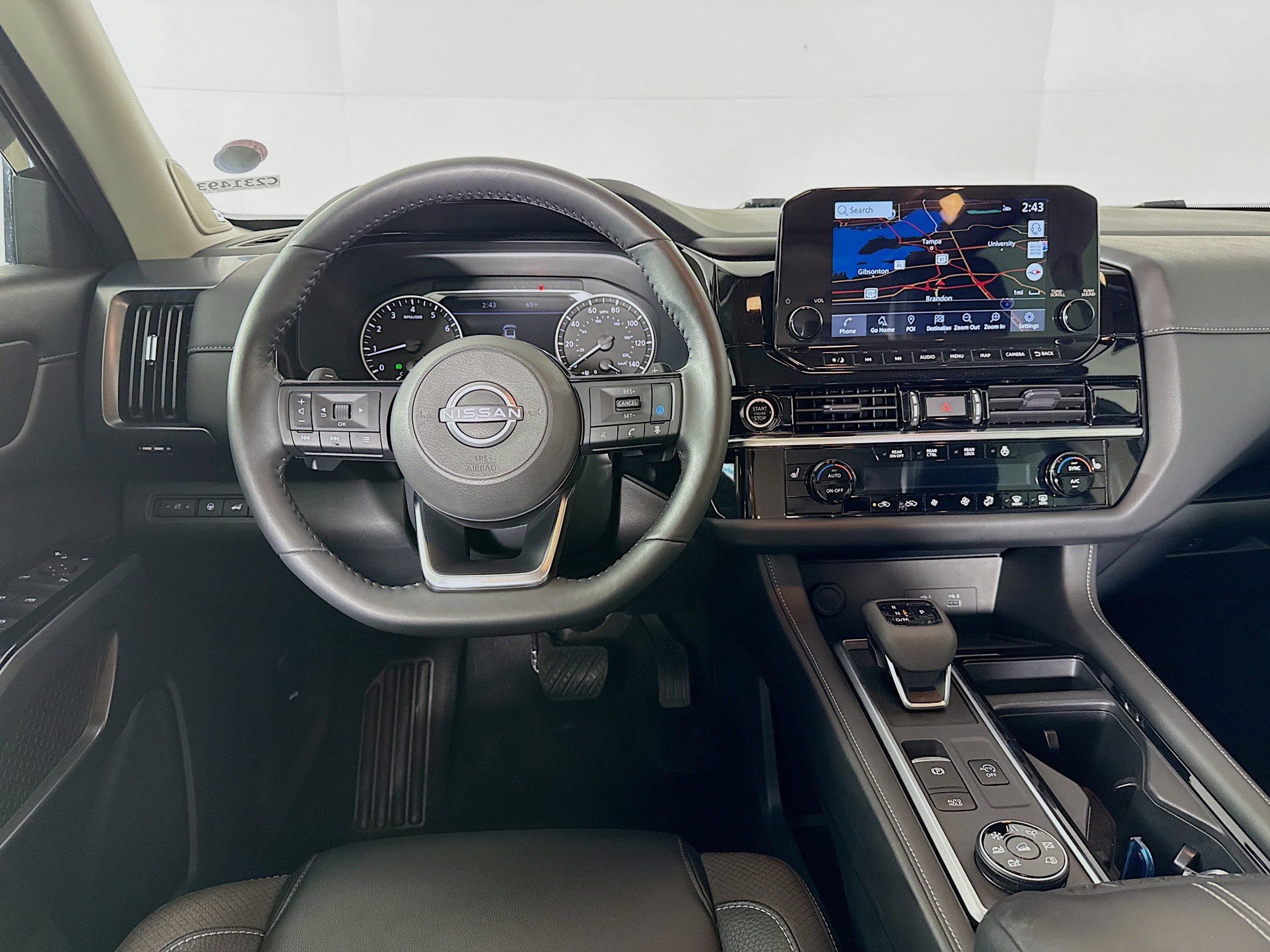 Used 2023 Nissan Pathfinder SL w/ SL Premium Package image 28