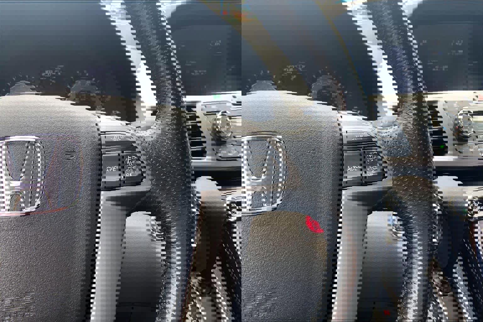 Used 2014 Honda Odyssey EX-L image 25