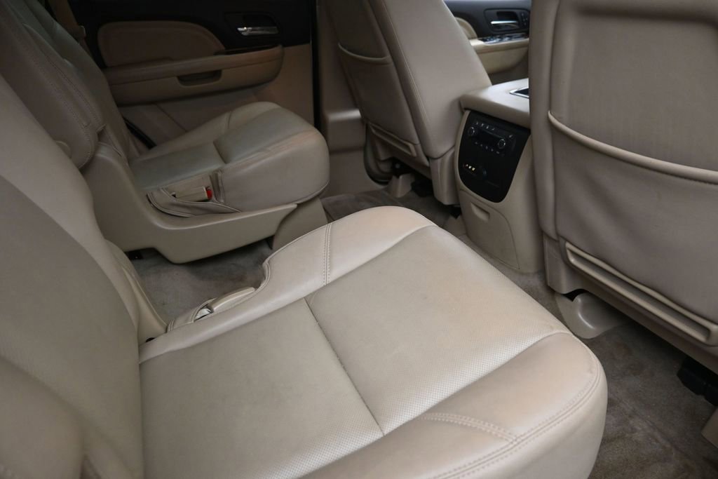 Used 2014 GMC Yukon Denali AWD/4WD image 8
