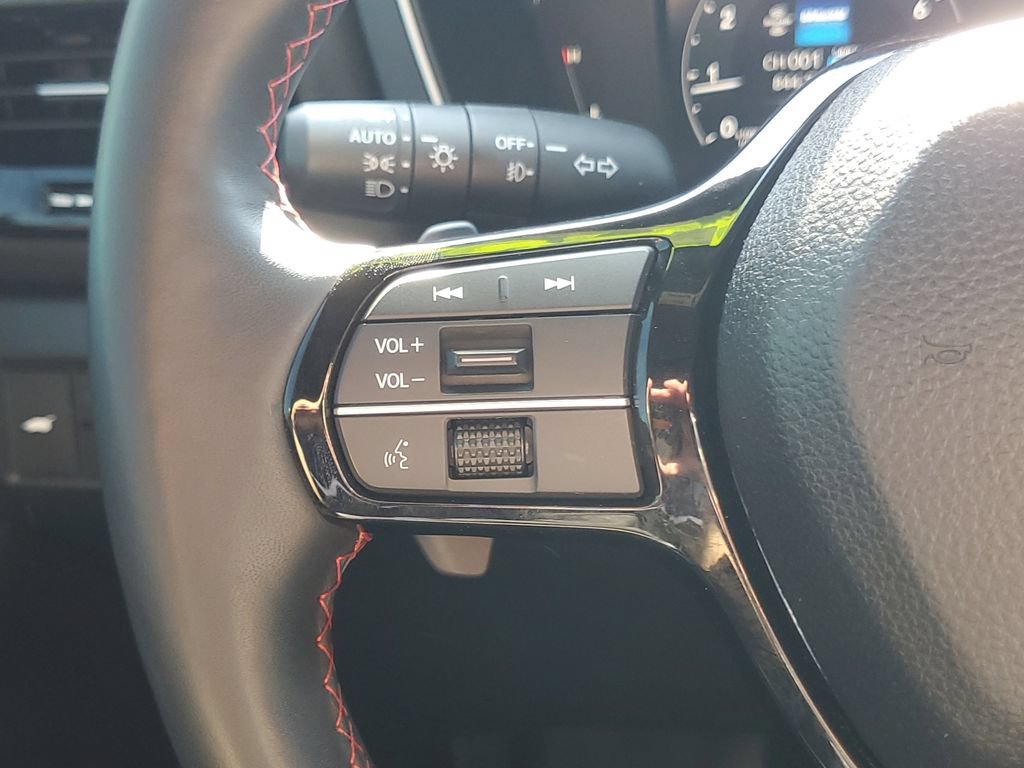 Used 2025 Honda Pilot Black Edition image 18