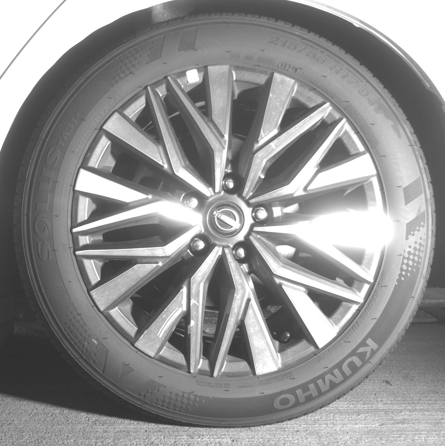 Used 2025 Nissan Altima 2.5 SV FWD image 14