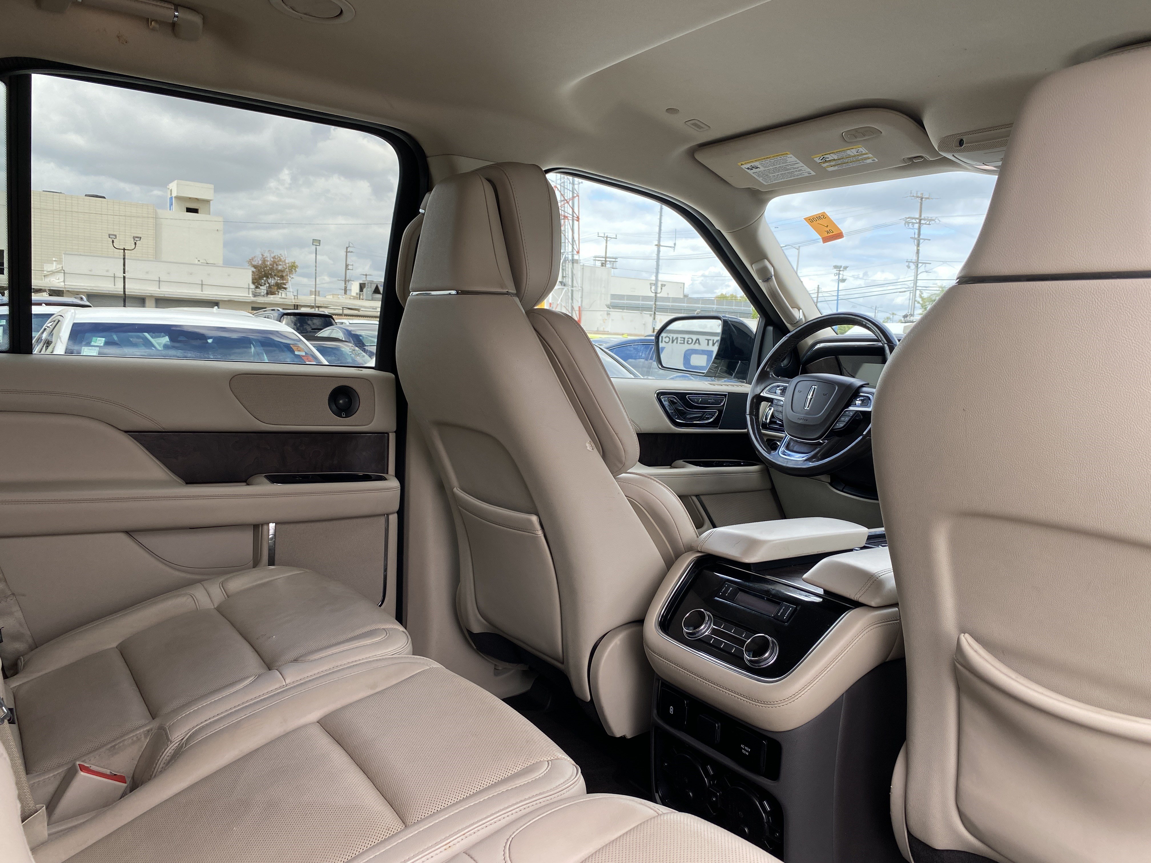 Used 2019 Lincoln Navigator Select w/ Cargo Package RWD image 27