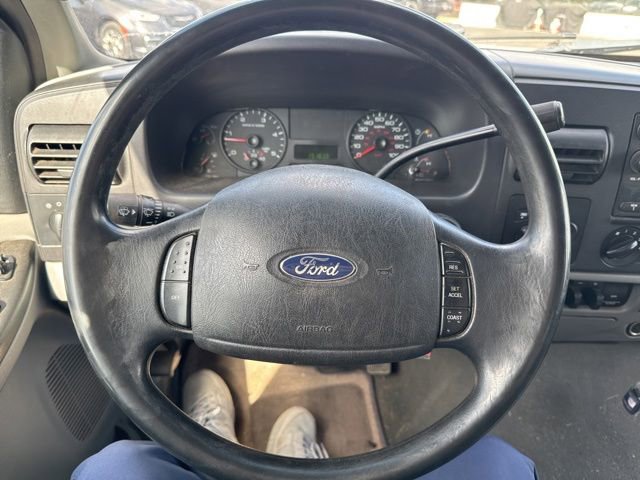 Used 2005 Ford F250 XLT AWD/4WD image 15