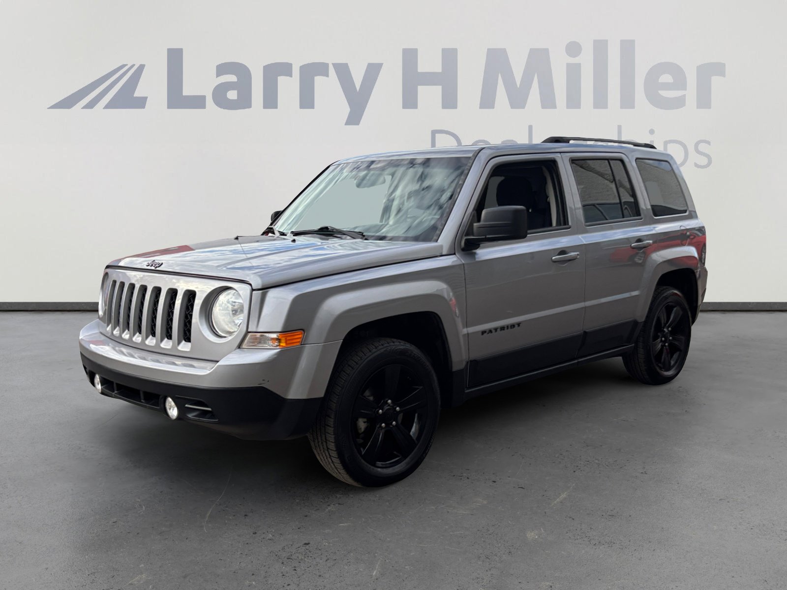 Used 2015 Jeep Patriot Sport w/ Power Value Group image 1