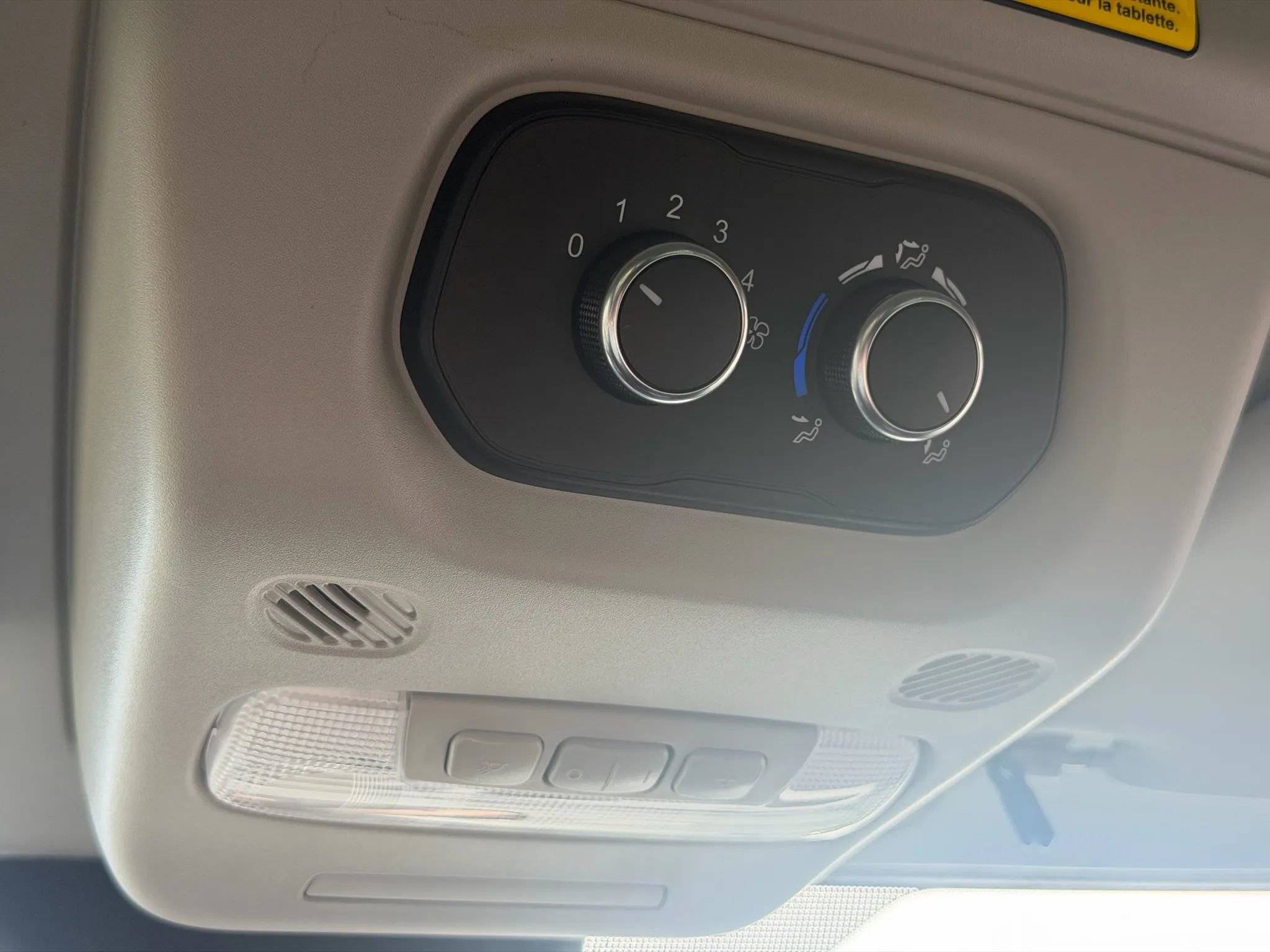 Used 2020 Ford Transit 350 XL RWD image 8